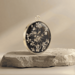 Cream Dried Natural Flower Black Resin Charm - 18×21mm 18K Gold Plated - Image 2